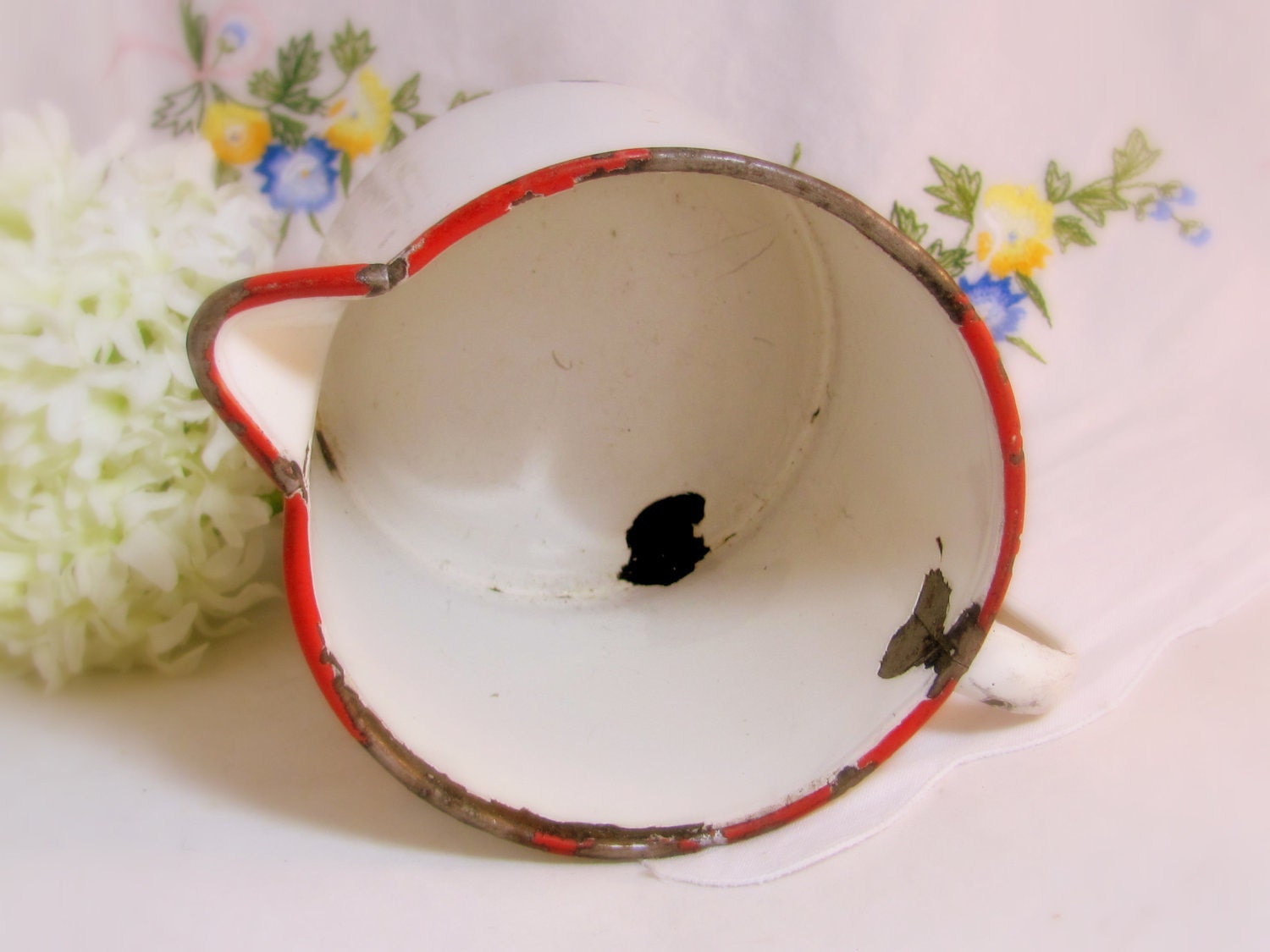 Vintage Enamel Pitcher, Romantic 1930s Farmhouse Shabby Chic Rustic Enamel Chippy 2 Pint Jug Pitcher, Stencil-Sprayed Coral Red Roses