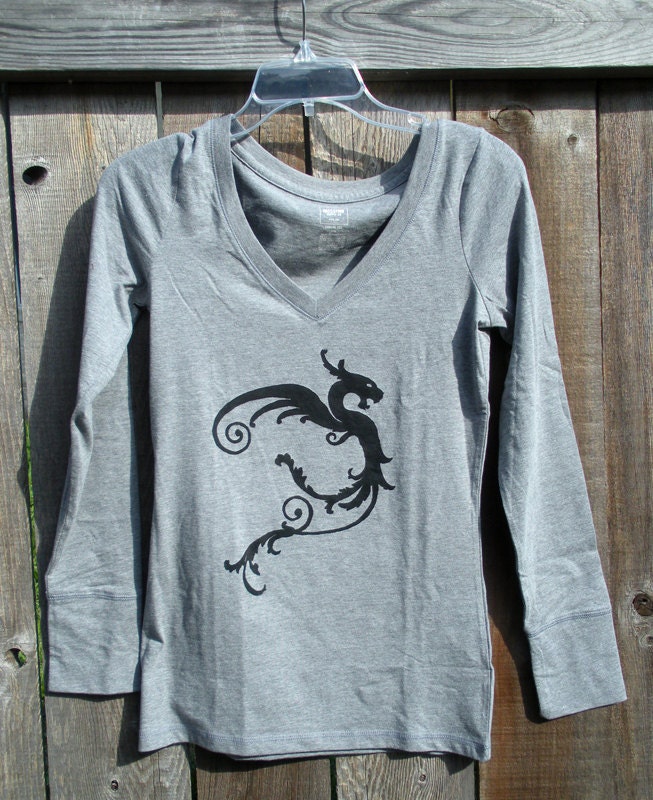 Black Dragon Screen Printed on Women's Size M Grey Long Sleeve V-neck T-shirt