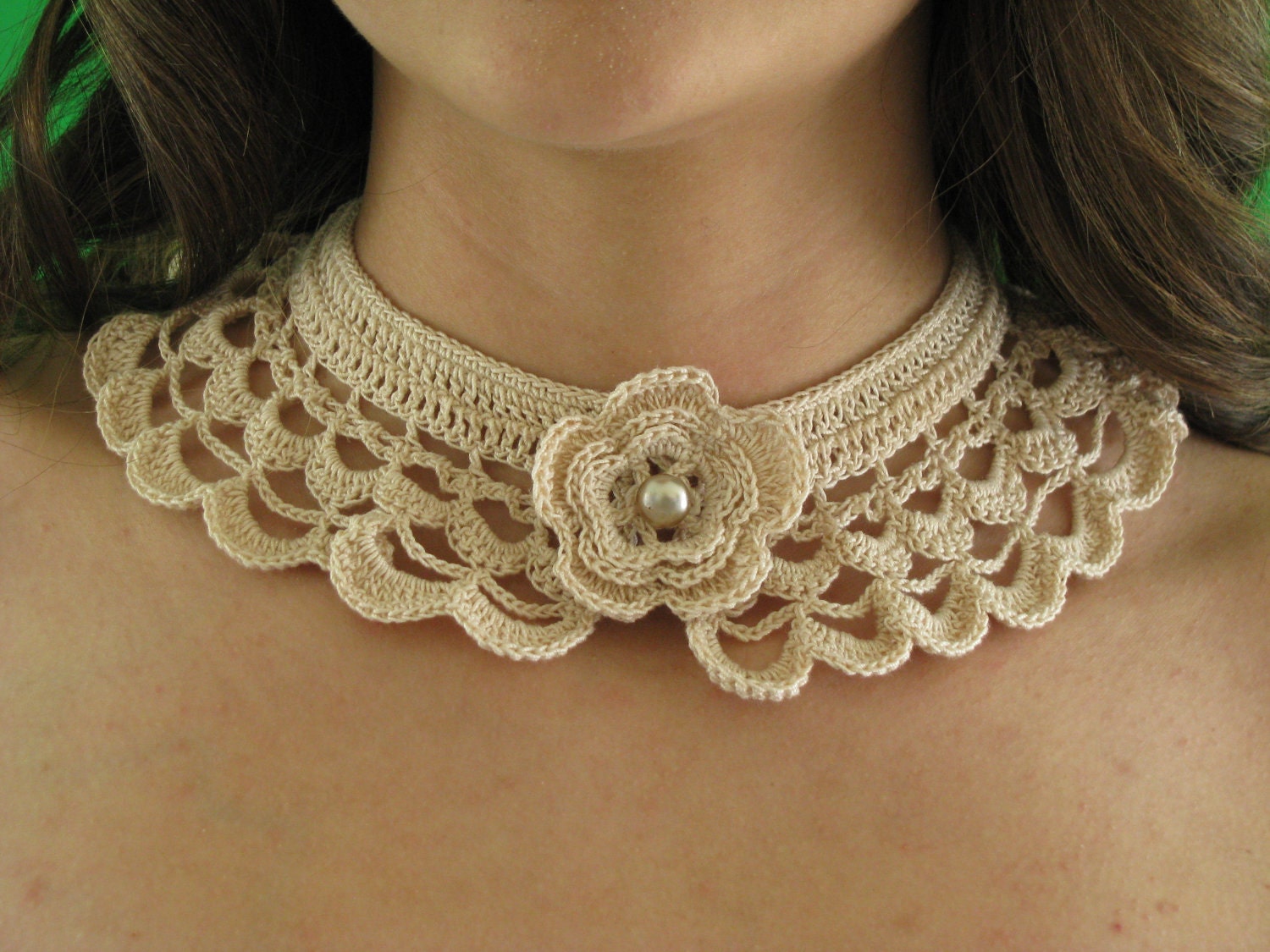 CROCHETED NECKLACE COLLAR - Elegant Ecru Choker With Removable Irish Rose