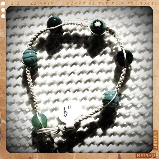 Glass 'eye' beaded hemp bracelet