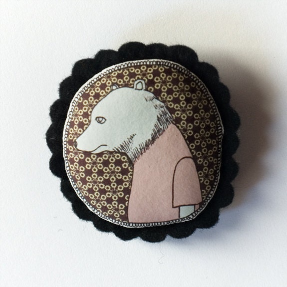 Bear - color handcrafted and illustrated brooch felt