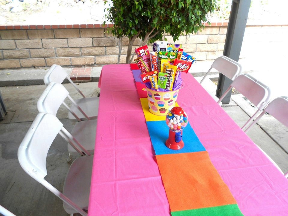 Canyland table runner