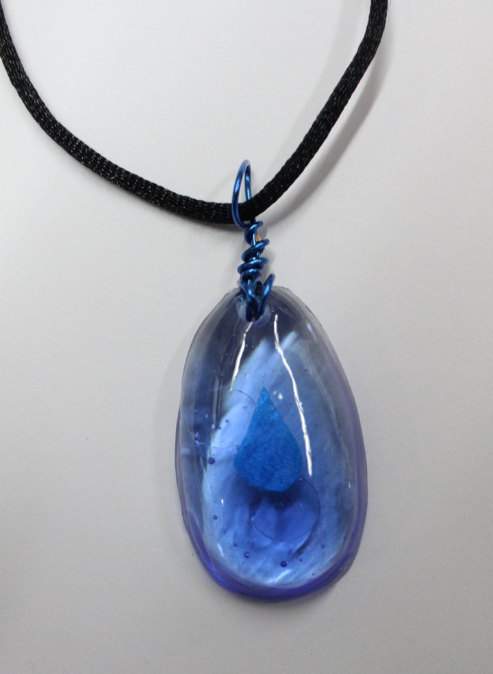 Pokemon Waterstone Evolution Necklace