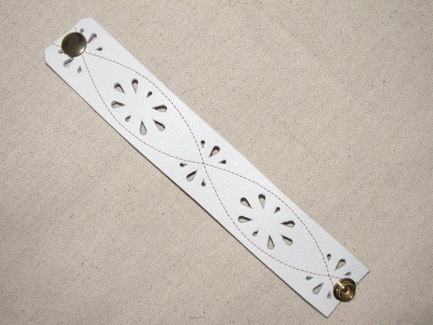 Leather Wristband Cuffs snap on - white brown