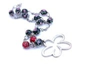 Beaded flower pendant necklace, beaded glass bead necklace, black necklace