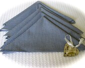 A set of (5) Table Napkins 16 x 16 in Navy and Ivory Check