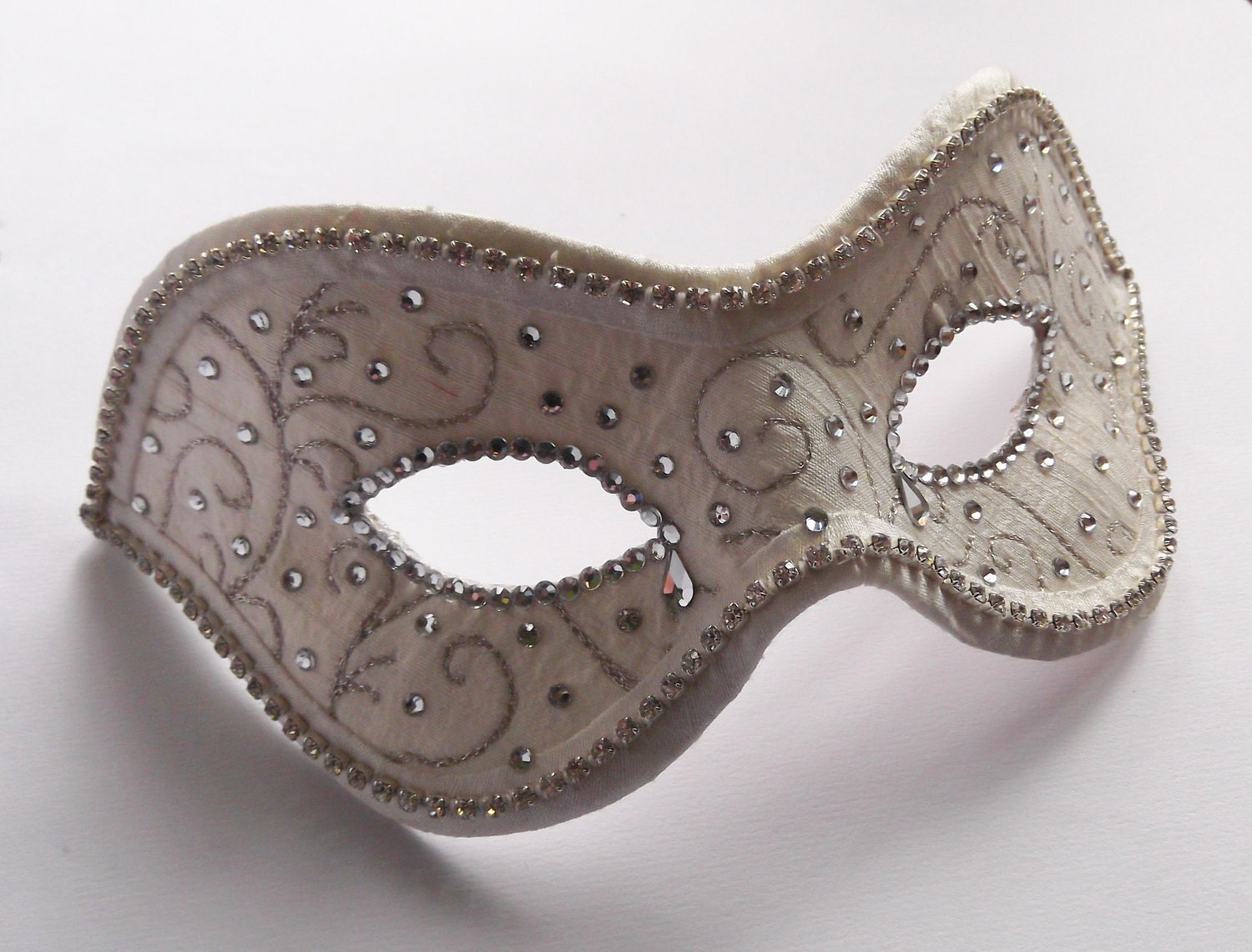 Ivory Wedding Masquerade Mask for alternative brides