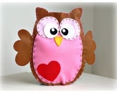 Felt owl hand puppet with rattle - woodland - nursery decor