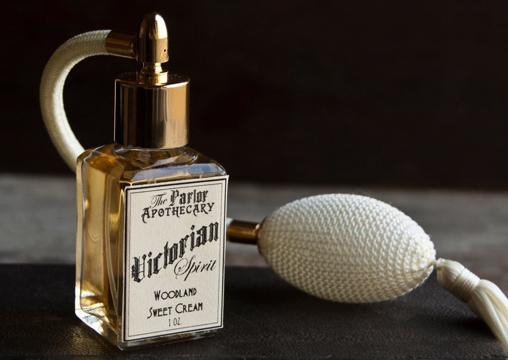 Victorian Spirit - Vanilla Amber Perfume - Woodland Sweet Creme - Atomizer Bottle -1 oz