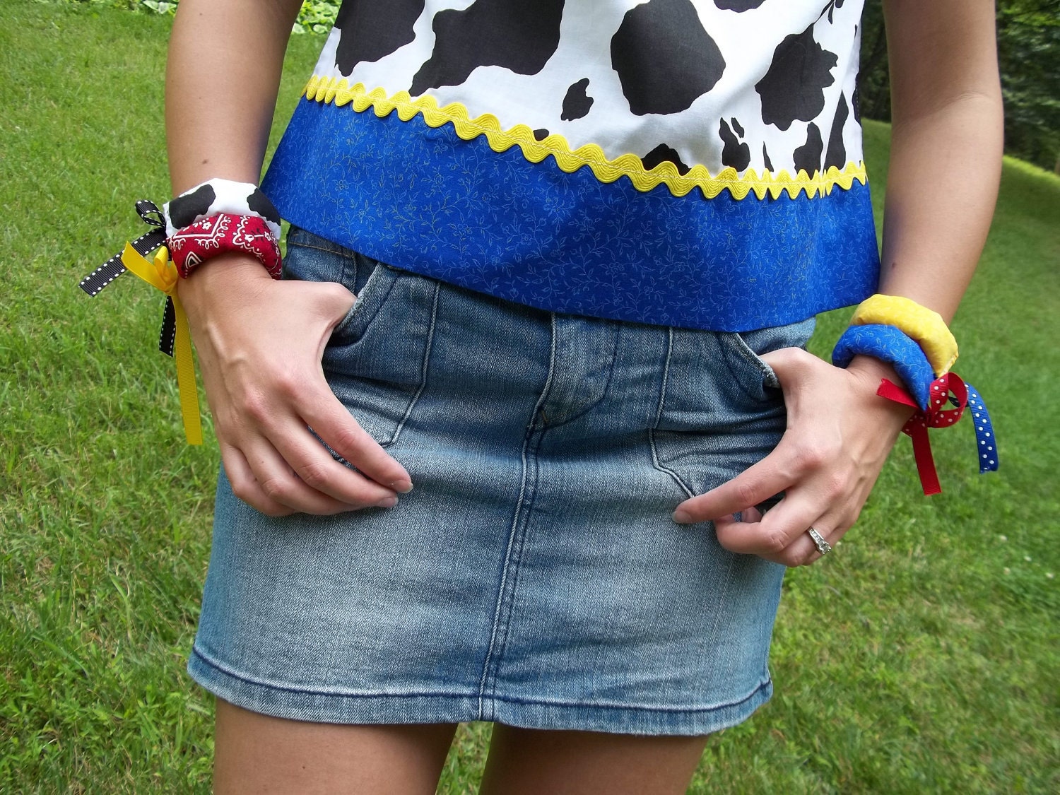 Jessie cowgirl dress up bracelet Disney toy story Birthday Party jewelry cuff bangle chunky red yellow fabric ribbon one size fits most