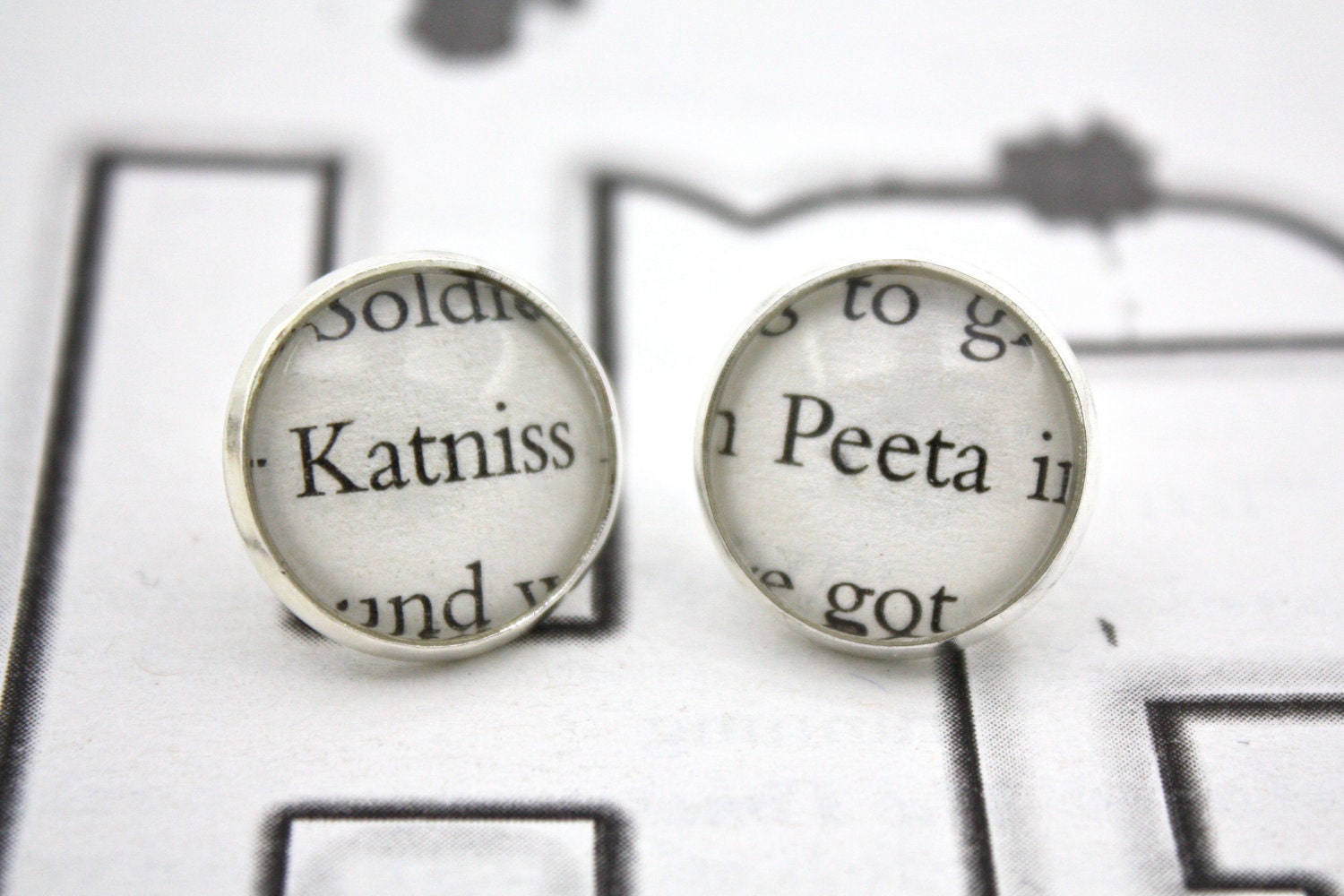 Hunger Games 'Katniss' & 'Peeta' Post / Stud Earrings