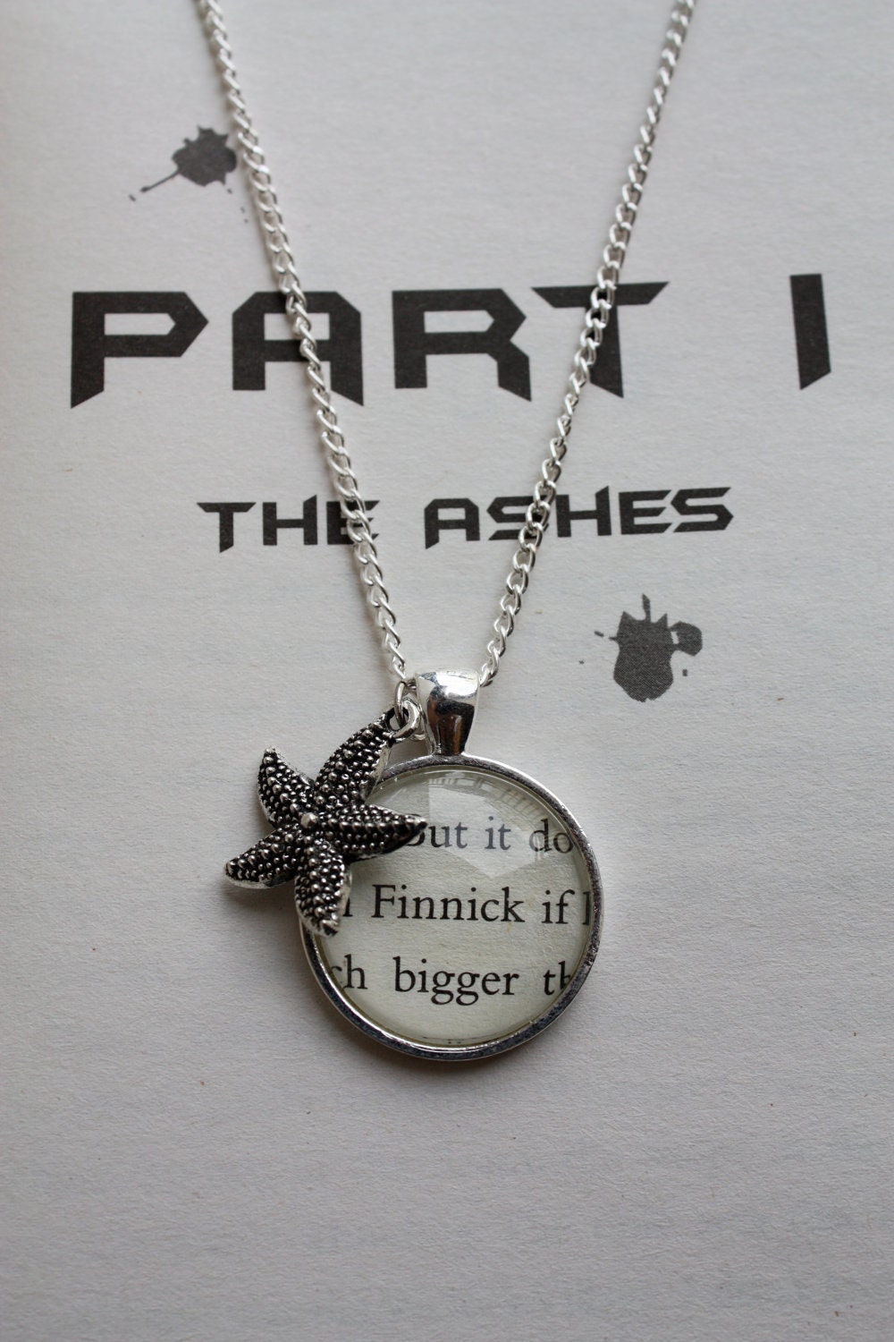 Hunger Games 'Finnick' Starfish Charm Necklace
