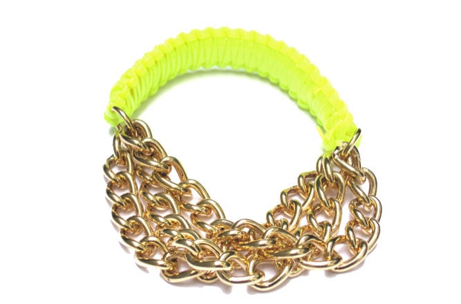 Neon Cobra- Gold chain bfrend bracelet