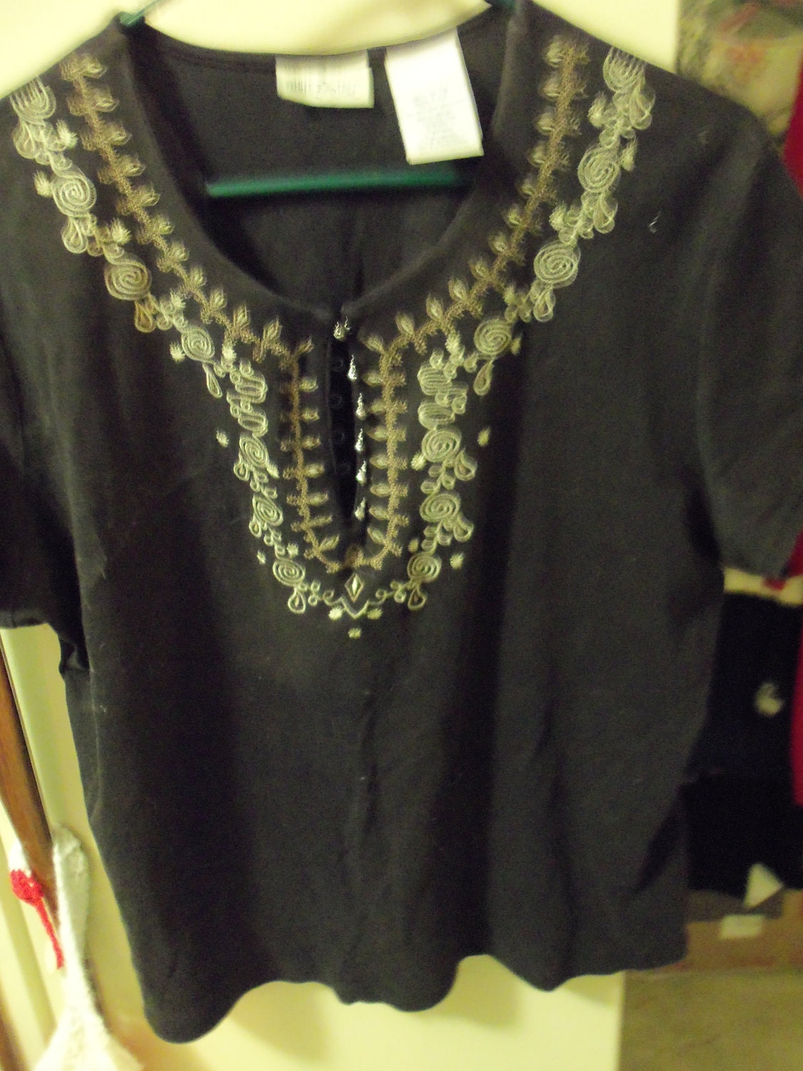 Vintage T Shirt by White Stag Black with White Embroidery and tiny Silver Metal Buttons XL Only 3 USD