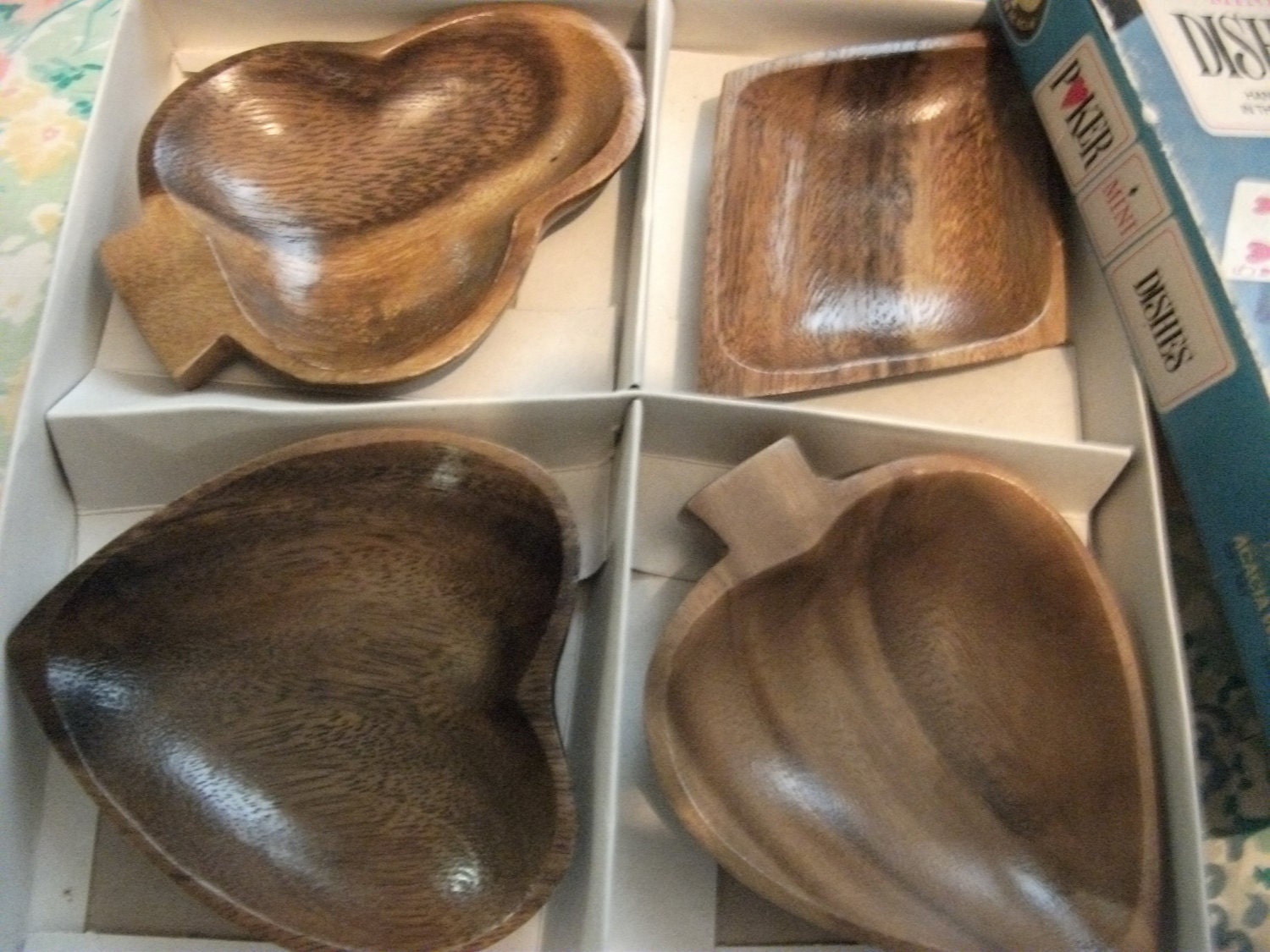 Vintage Hand Carved Acacia Wood Poker Mini Serving Trays circa 1950s in Original Box ONLY 10 USD