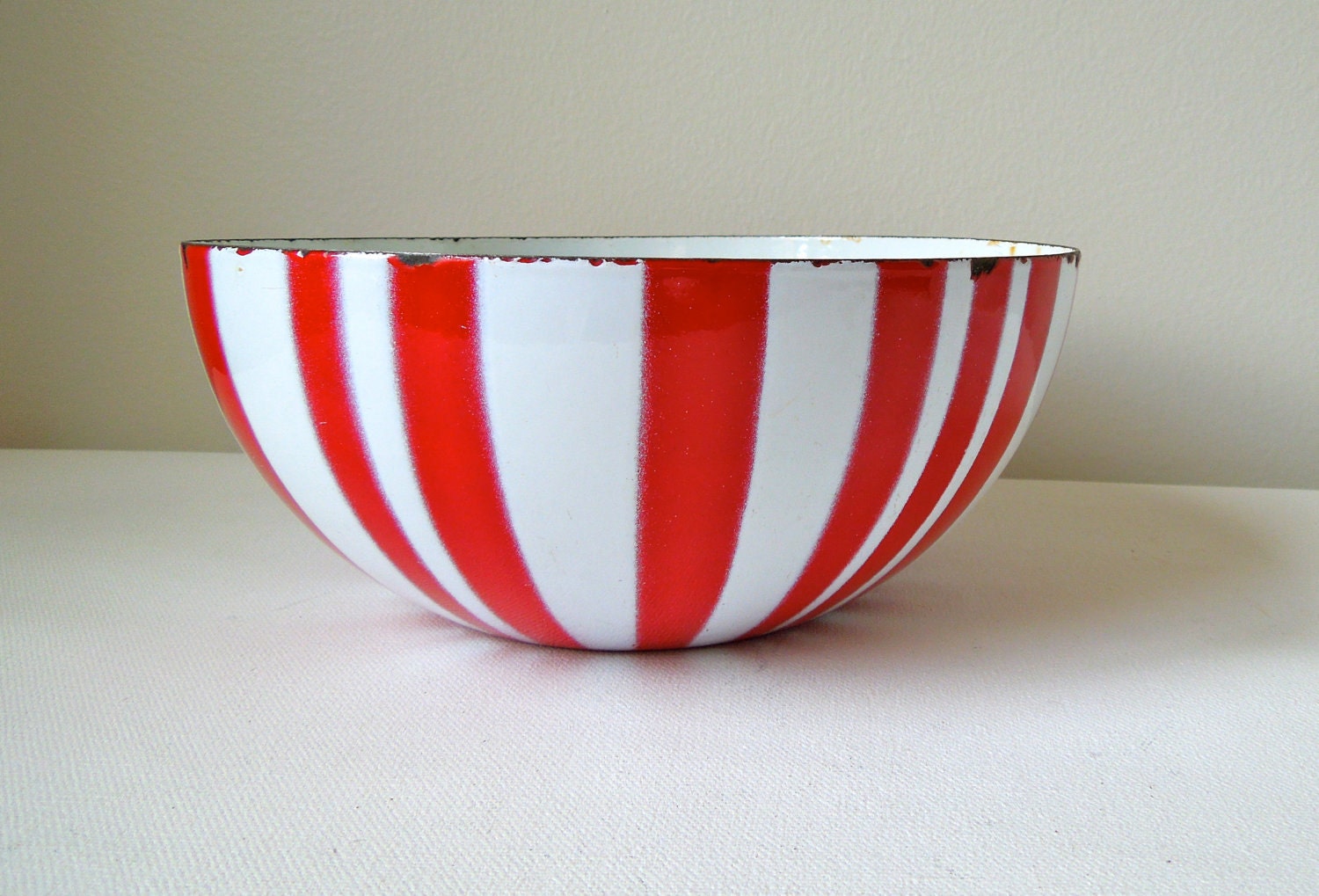 Cathrineholm Red and White Stripe Enamel Bowl