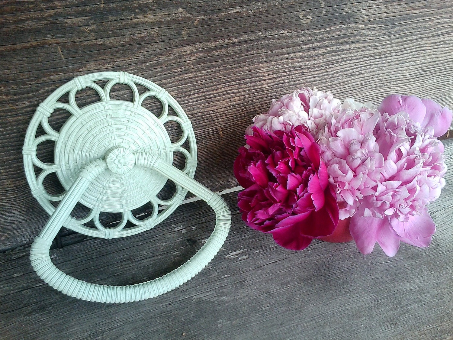 Vintage upcycled pale mint green handtowel holder