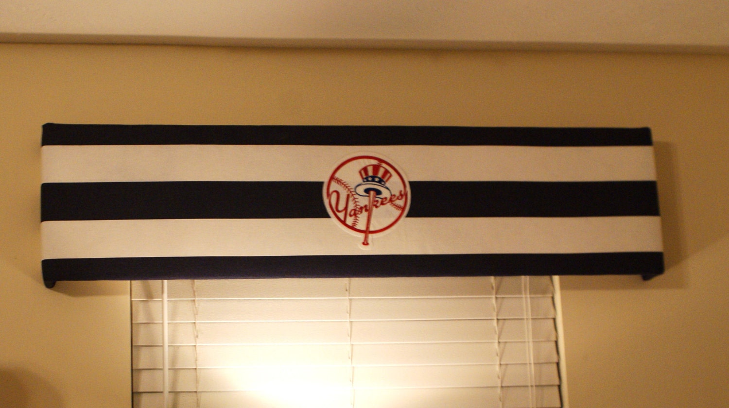 Sports Themed Cornices - Boy's Rooms