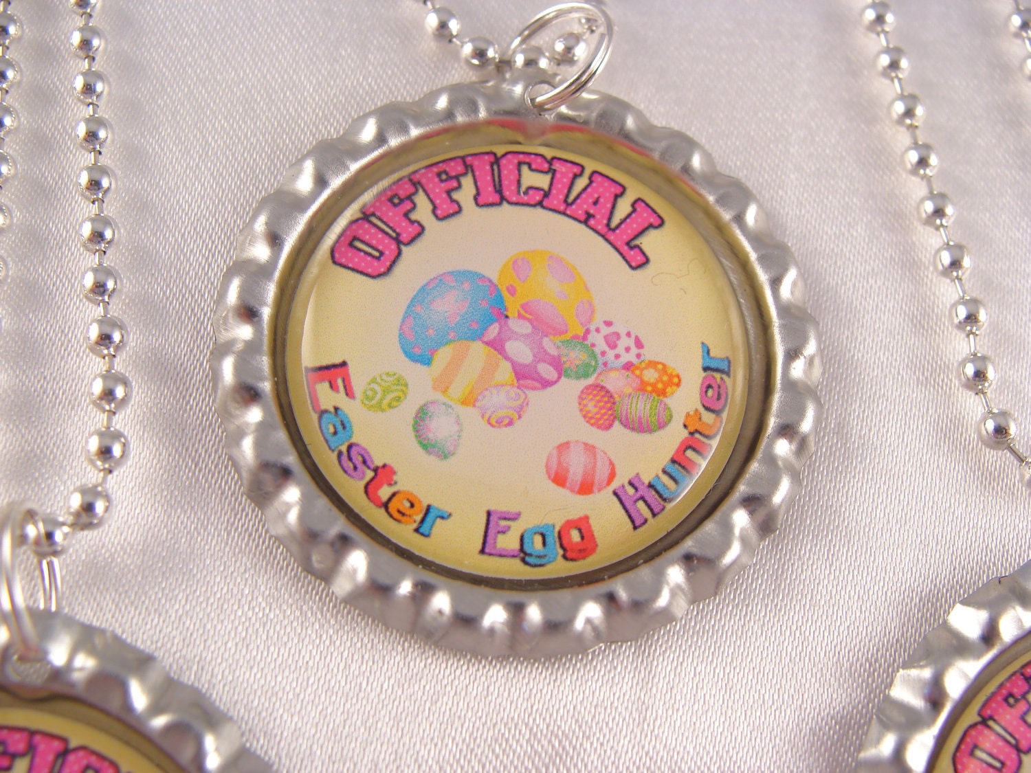 EASTER Egg Hunt BOTTLECAP Bottle Cap NECKLACE  Party Favor with Individual Organza Bags and Silver Ball Chain