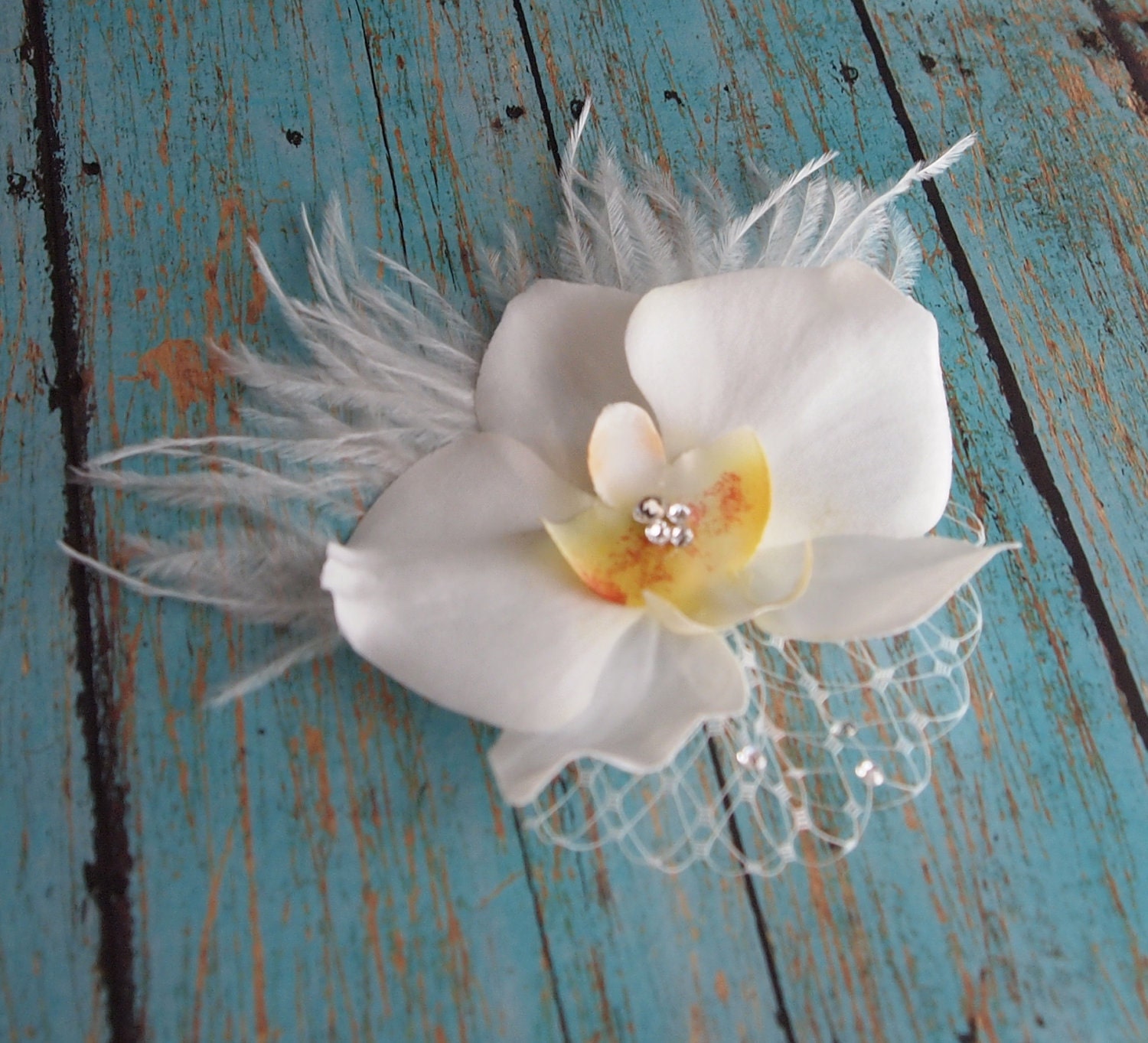 Orchid flower wedding hair accessory, brooch, fascinator, beach wedding, summer wedding, bridal hair piece