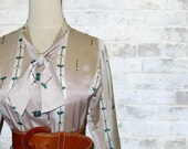 Vintage 70's Puss Bow Dress Daisy Print XS or S