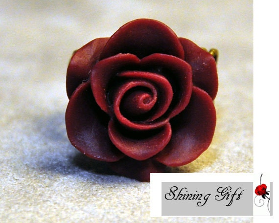 Vintage Inspired Blooming Rose Flower Resin Ring