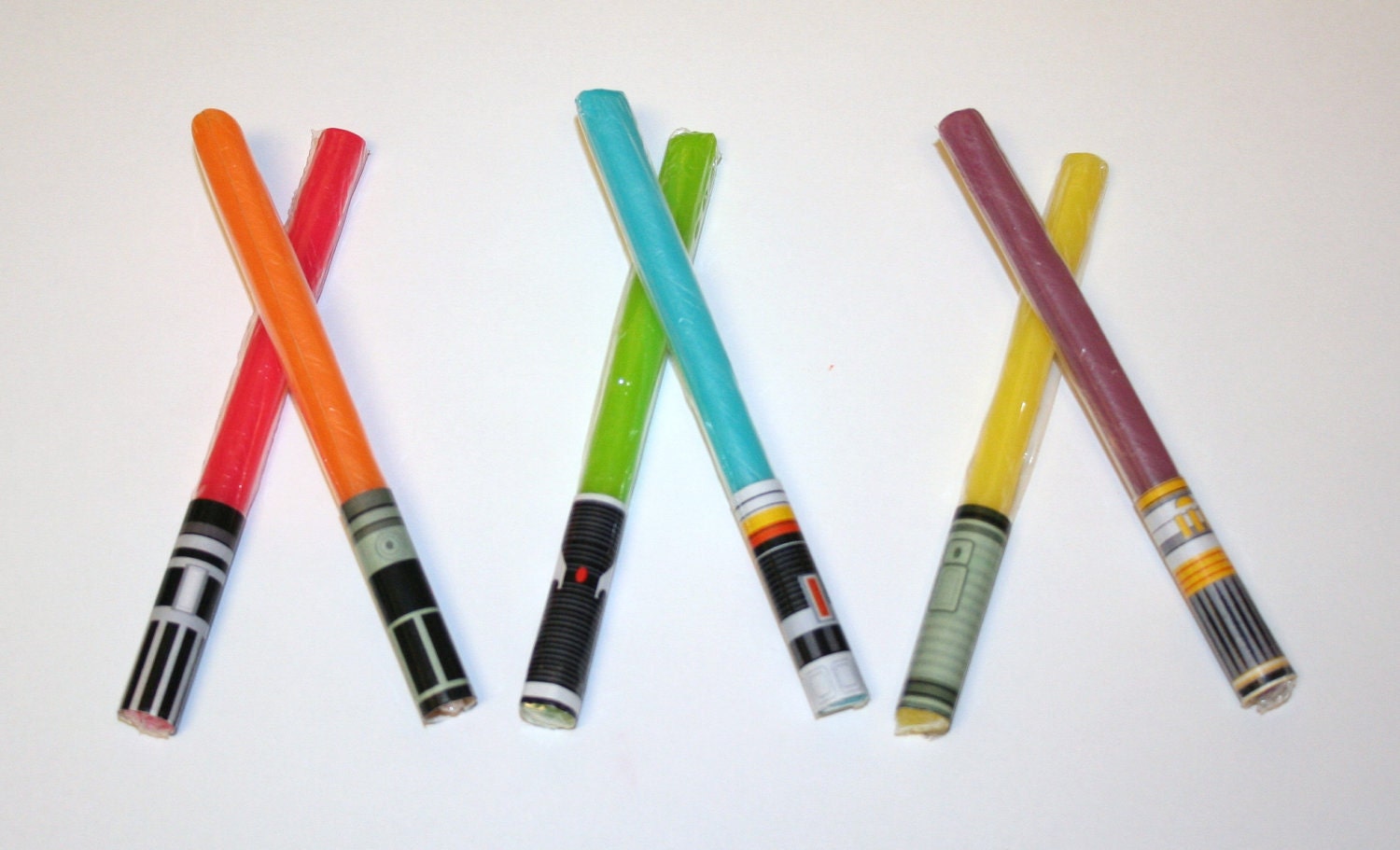20 Star Wars Candy Lightsabers Similar to Darth Vader, Yaddle, Obi Wan Kenobi, Qui Gon Jin, Darsha Assant and Mace Windu