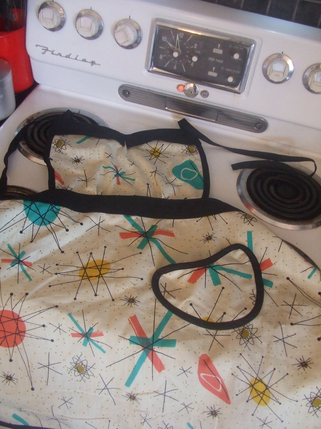 ATOMIC HAUTE COUTURE barkcloth pinup bib apron sweetheart boomerang jetsons vintage franciscan starburst northstar star midcentury 50s