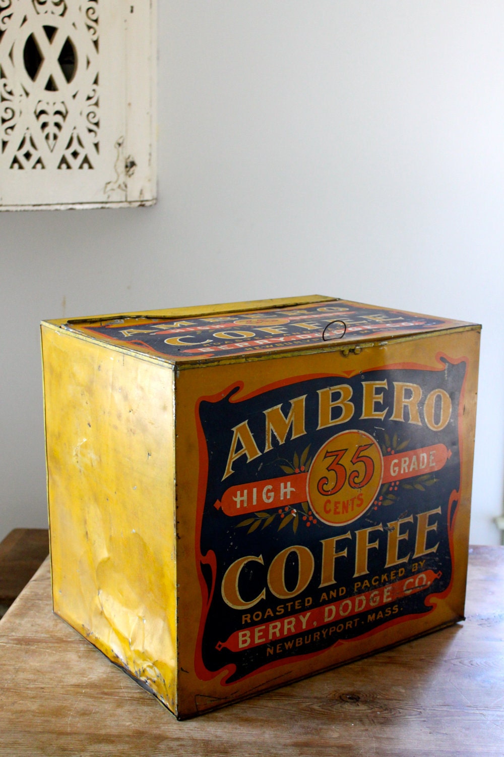 Gigantic coffee tin - General store display