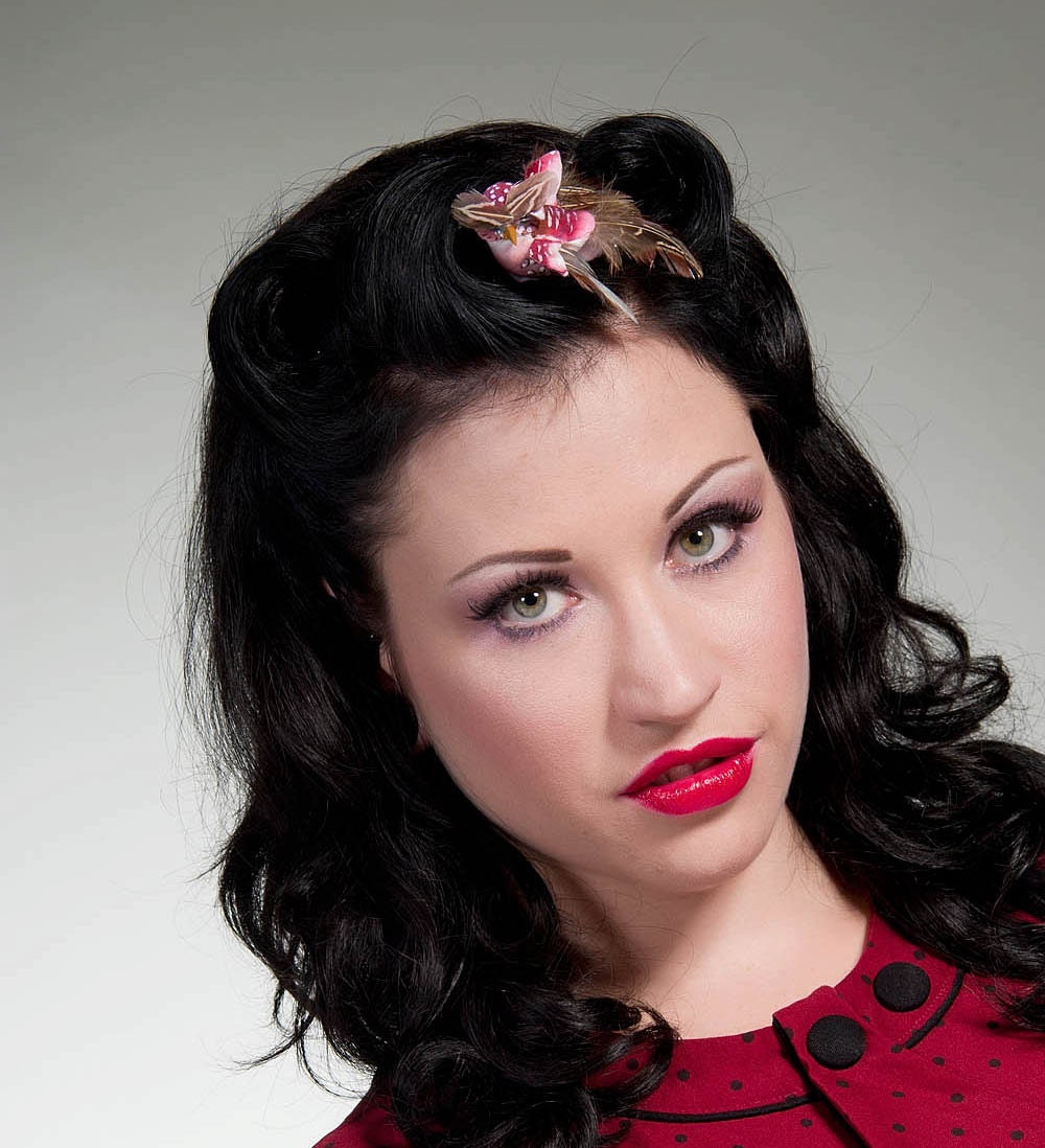 Now, Voyager Flying Owl Hair Clip-Red