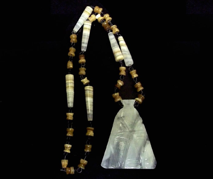 Vintage Hand Carved Agate Necklace From Mexico