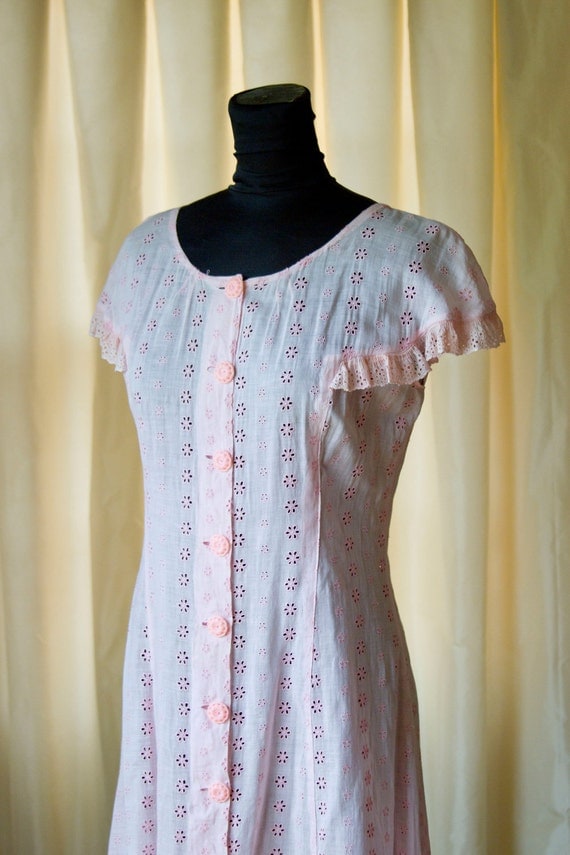 1930's Dress // Pink Eyelet Fabric with Lace Cape Sleeve Dress