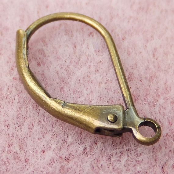 20 ANTIQUE BRASS Leverback EARWIRE Hoops 17.5x10mm, Earring Components - 20 Pieces, Jewelry Making Findings - Beadconet 1054