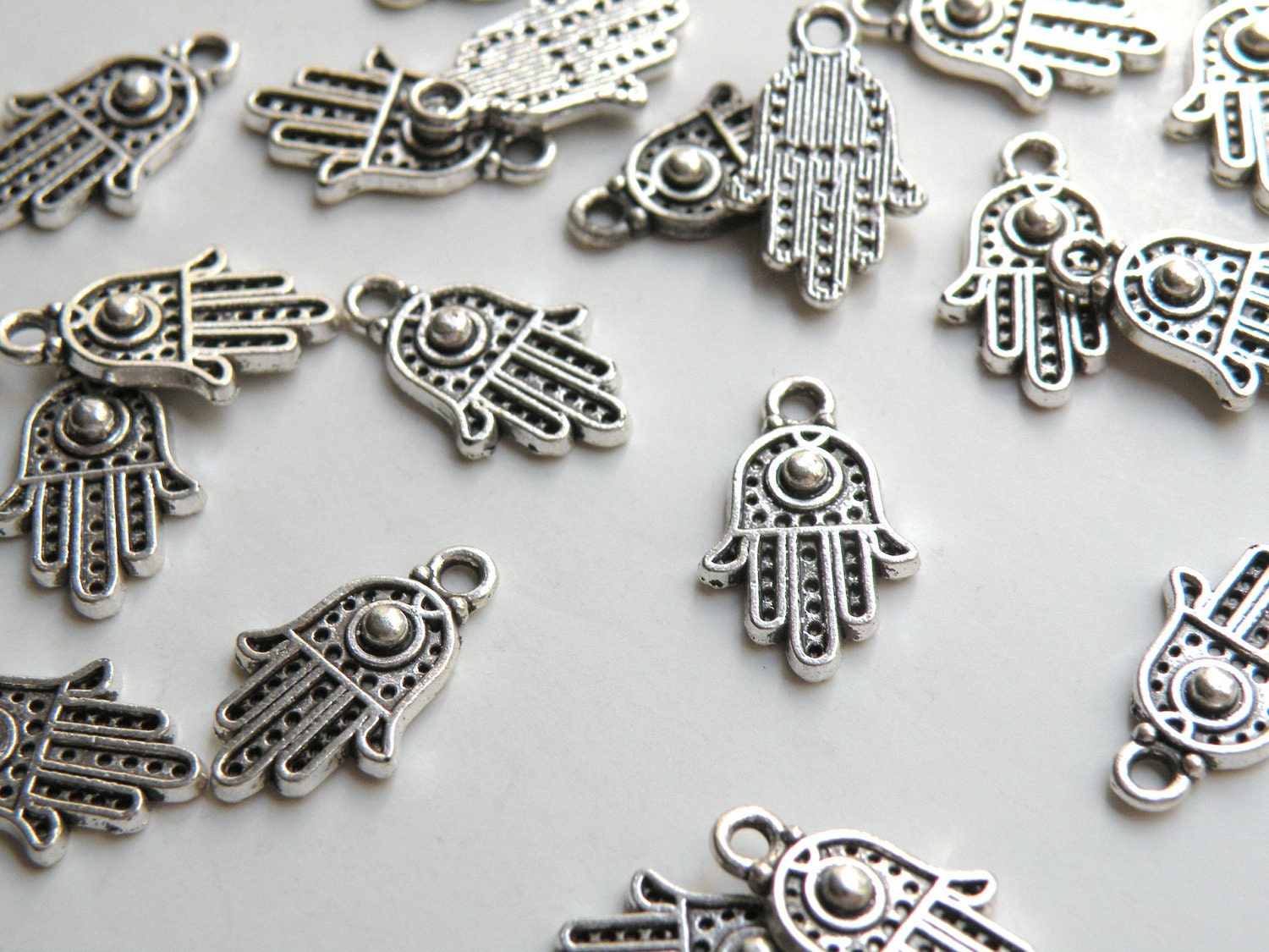 10 Hand of Fatima or Hamsa Charms antique silver 20x12mm BM0025