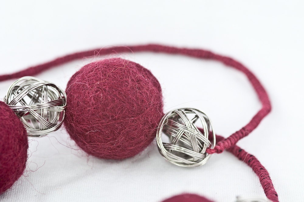 Burgundy Felted Beaded Long Necklace /  Burgundy Autumn Fashion Jewelry