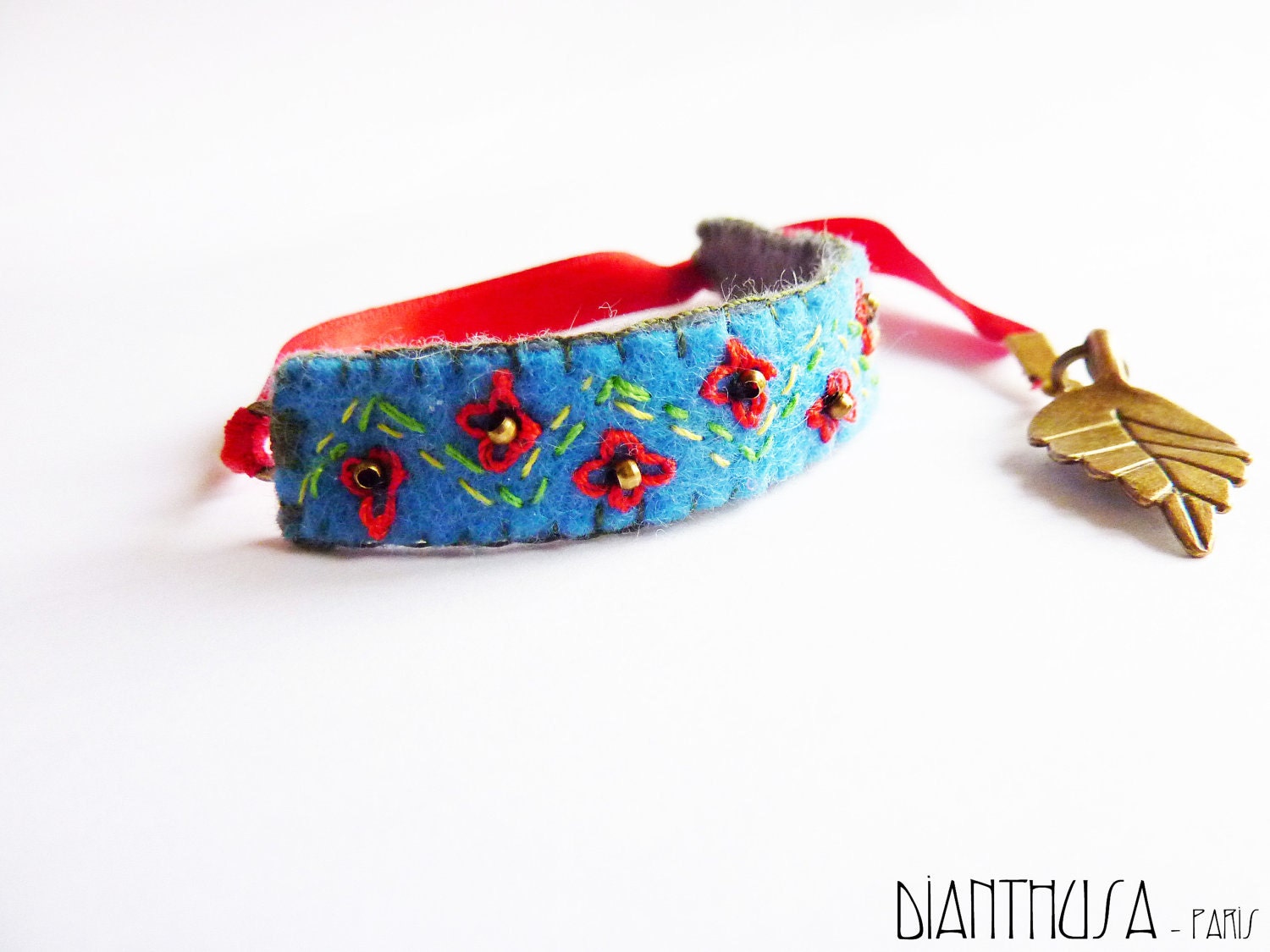 Felt embroidered bracelet. Blue and Red Russian folklore  .