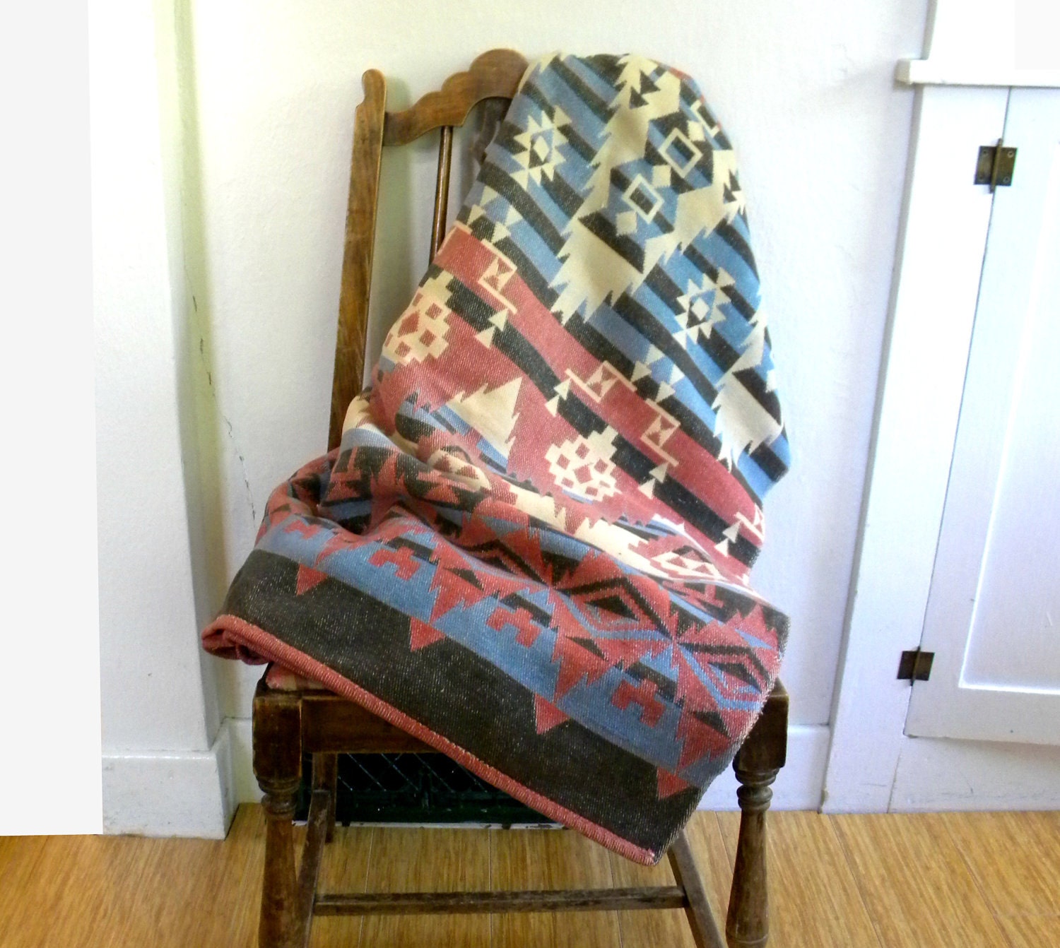 Collectible Camp Blanket / Cotton Beacon Blanket Esmond / Native American Design 1930s