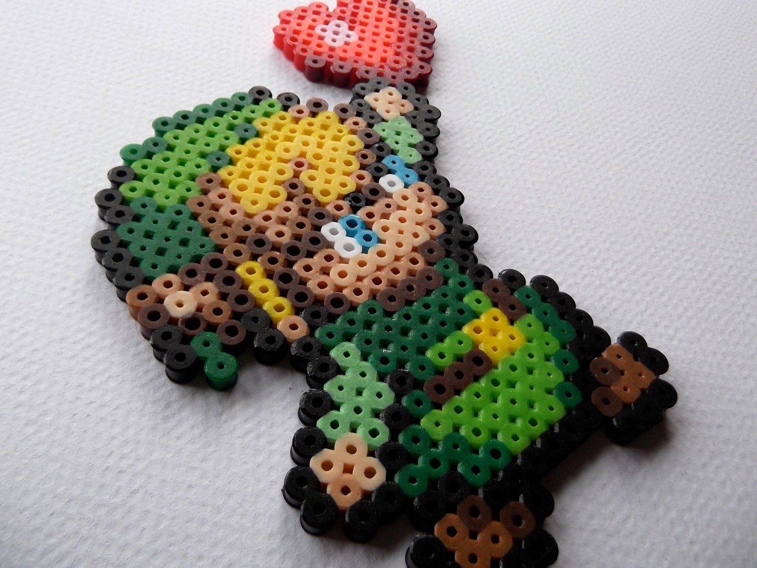 Link and Zelda Love v.2 - Legend of Zelda Pixelated Perler Bead Sprite Magnets