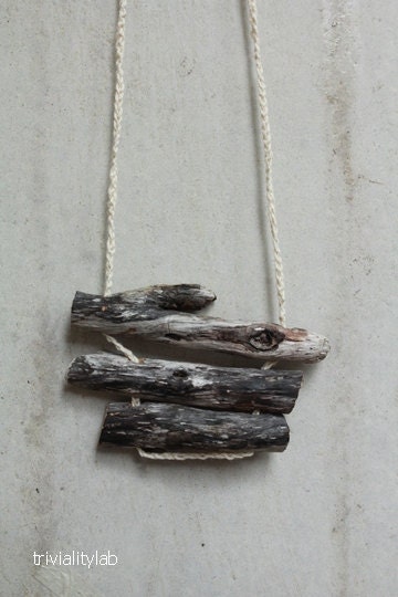 Minimalistic natural Driftwood Necklace