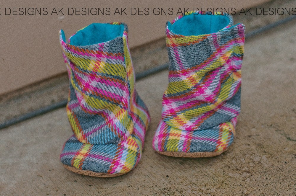 AK DESIGNS "Elegant Baby Shoes" - Little Molly. Only size 3 available. Ready to ship.