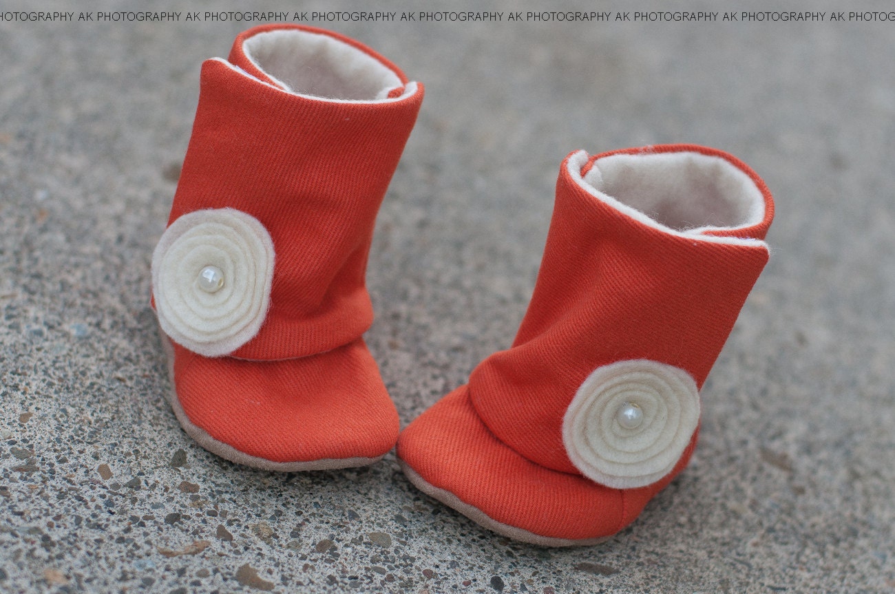 AK DESIGNS "Elegant Baby Shoes" - Little Liya