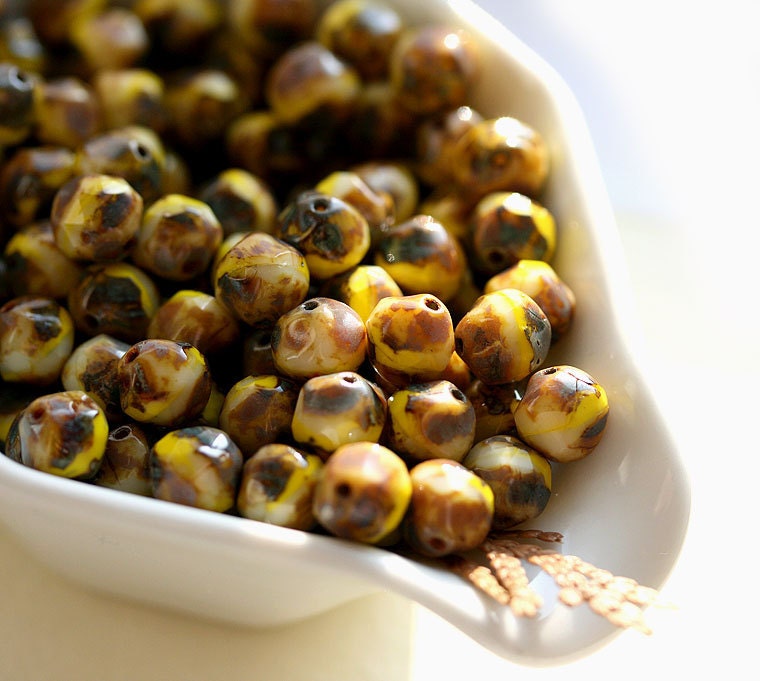 Yellow Brown Picasso czech glass beads - autumn colors - round cut baroque balls - 8mm - 20PC
