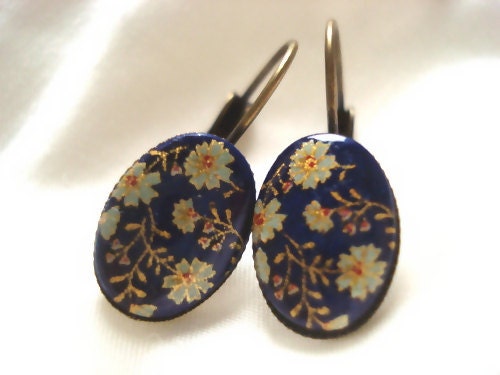 FIFTIES ORIGINALS Unique Vintage Cabochon Earrings