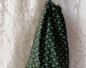 Pouch drawstring green shwe shwe.  Non profit.  Sale
