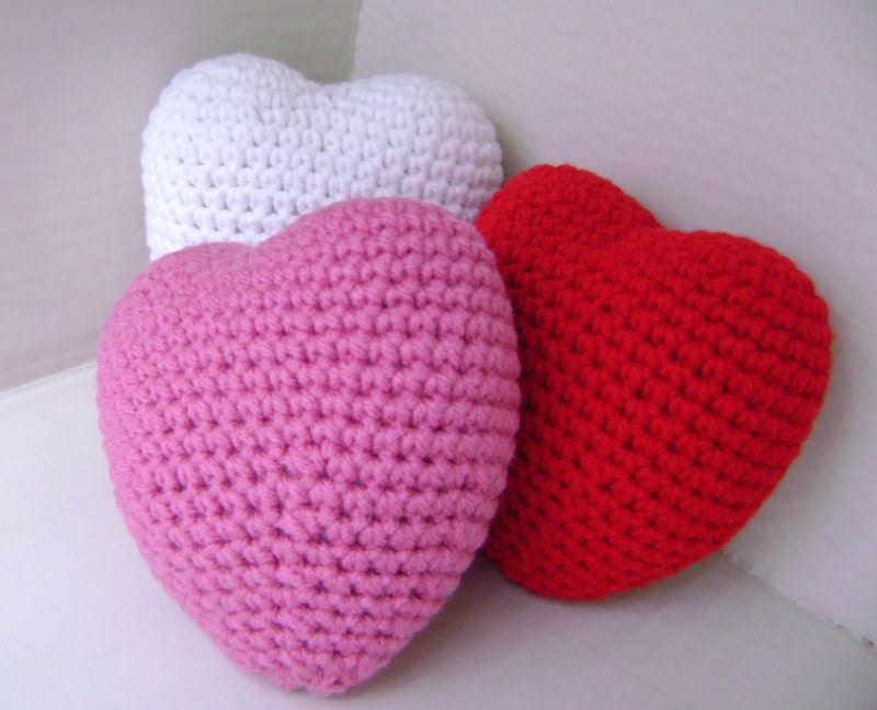 Crochet Hearts Amigurumi Bowl Filler Decoration Toy Set of 3