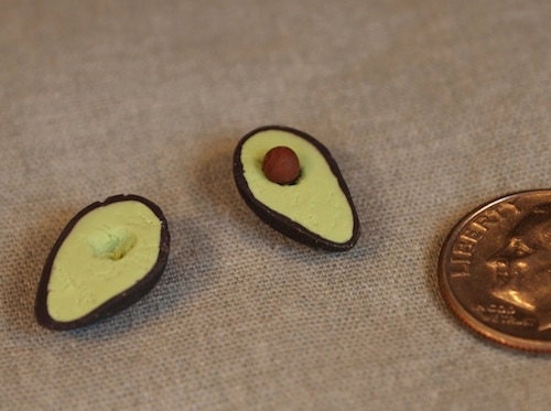 miniature avocado