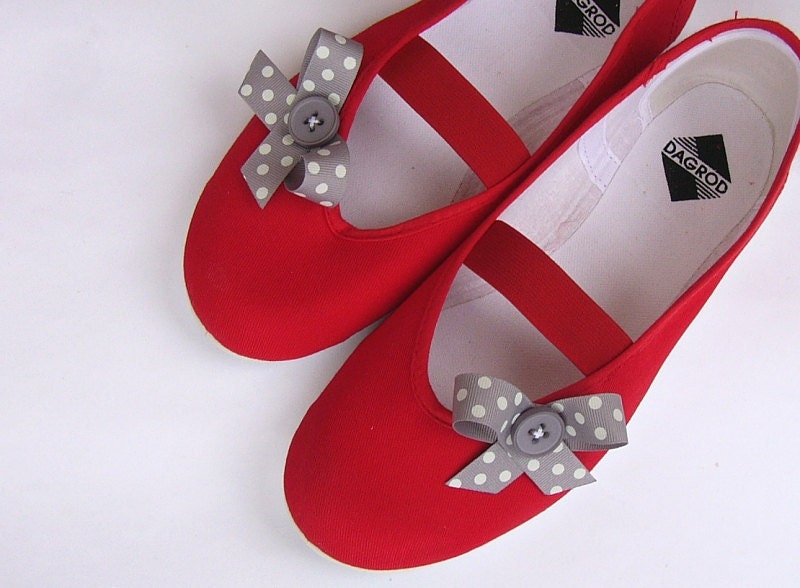 Grey bow / red ballet flats shoes autumn winter christmas mary janes bow polka dot  red woman bride poletsy fashion gift romantic