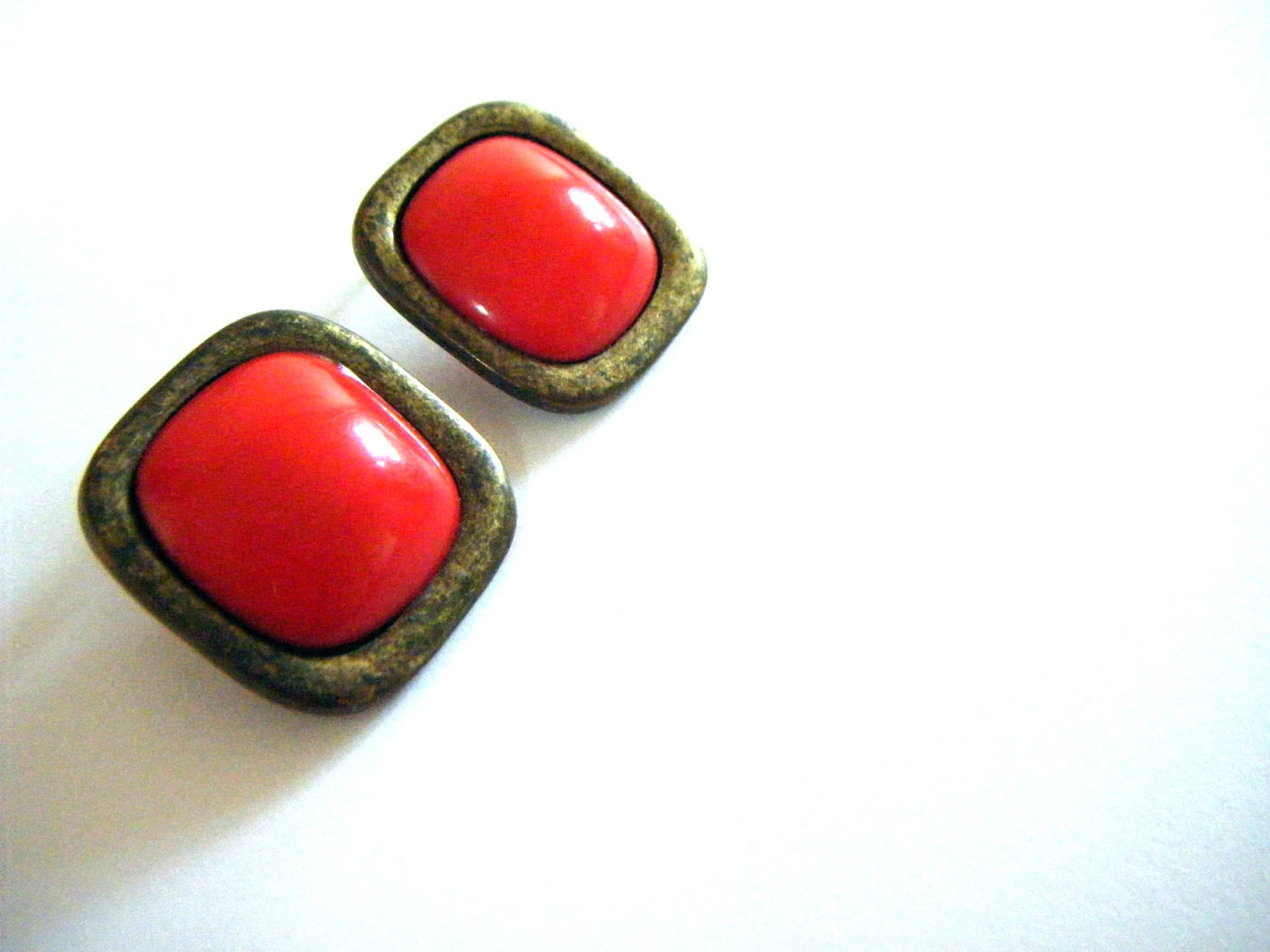Vintage orange and gold earrings