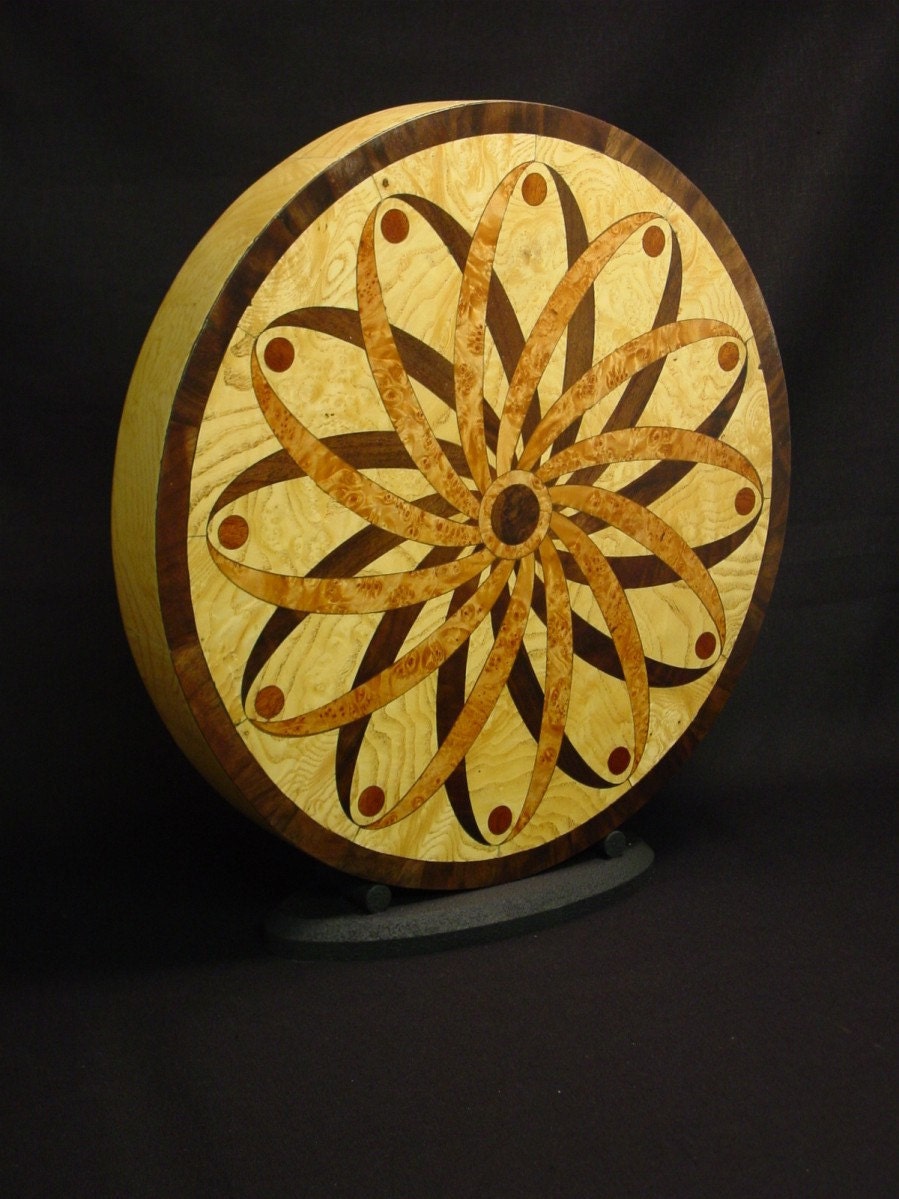 Accent piece for the home or office