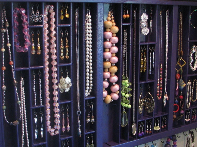 Plum Purple Necklace Organizer